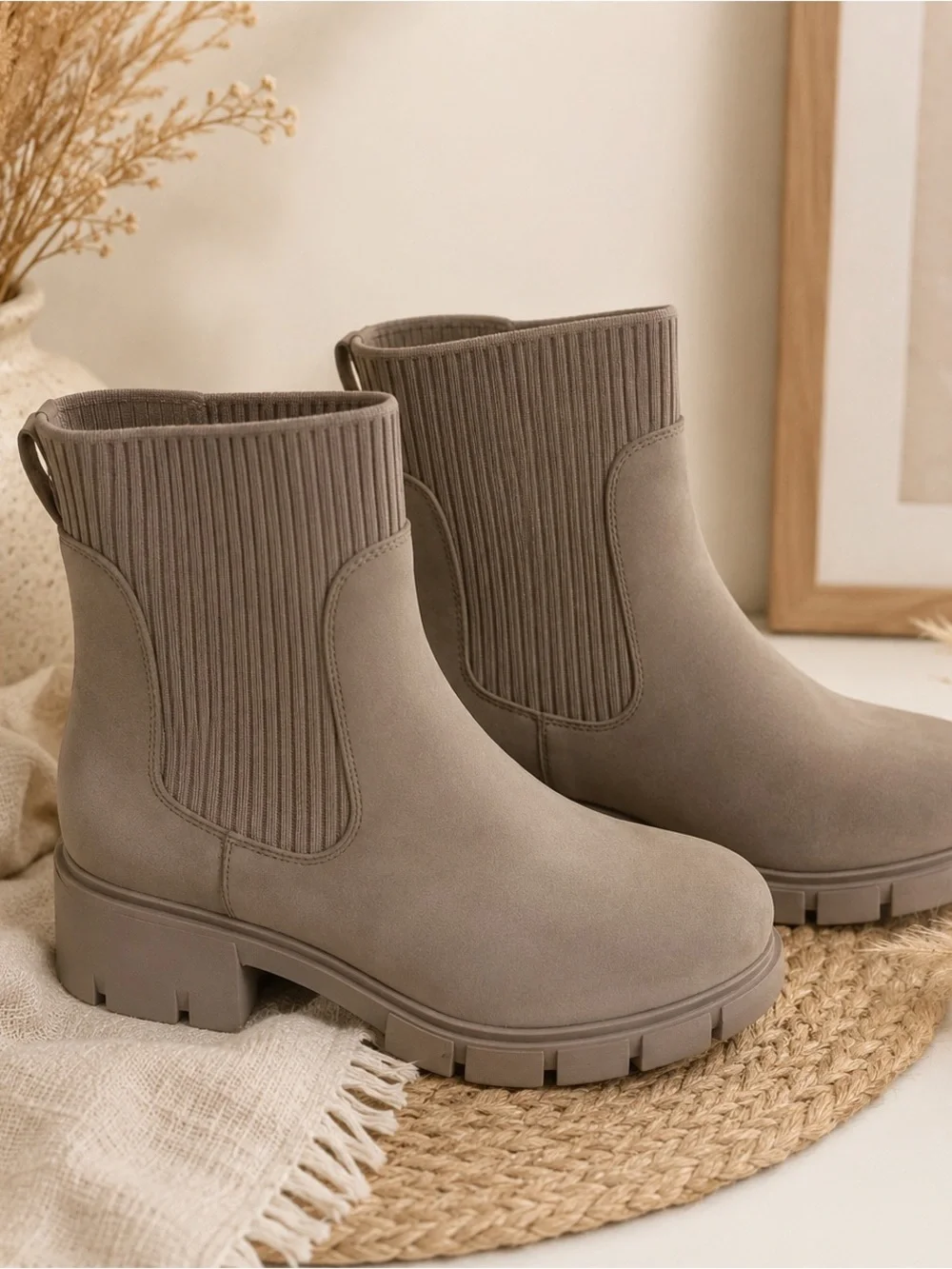 Ribbed Chelsea Ankle Boots in Taupe| size 10